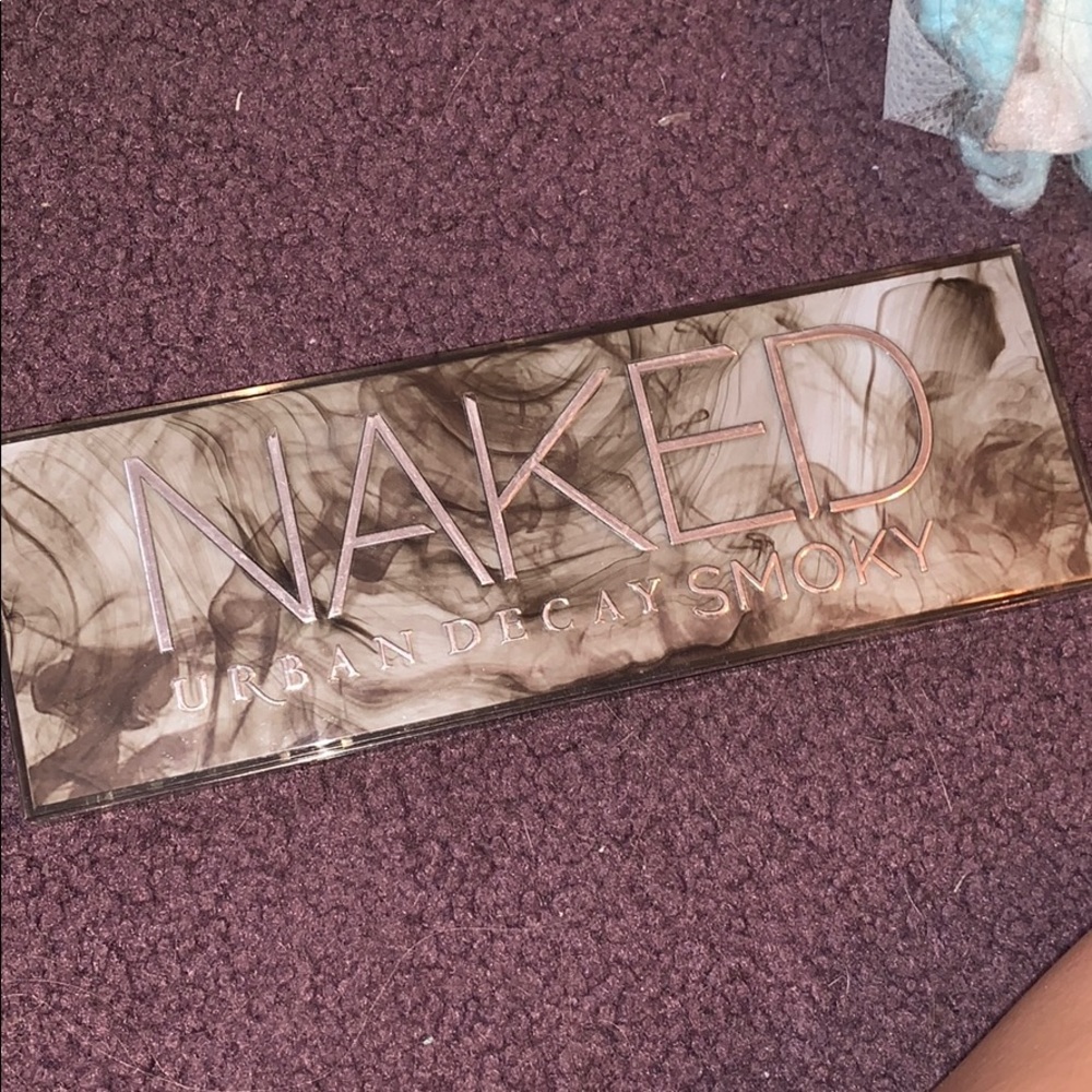 NAKED Smokey Palette